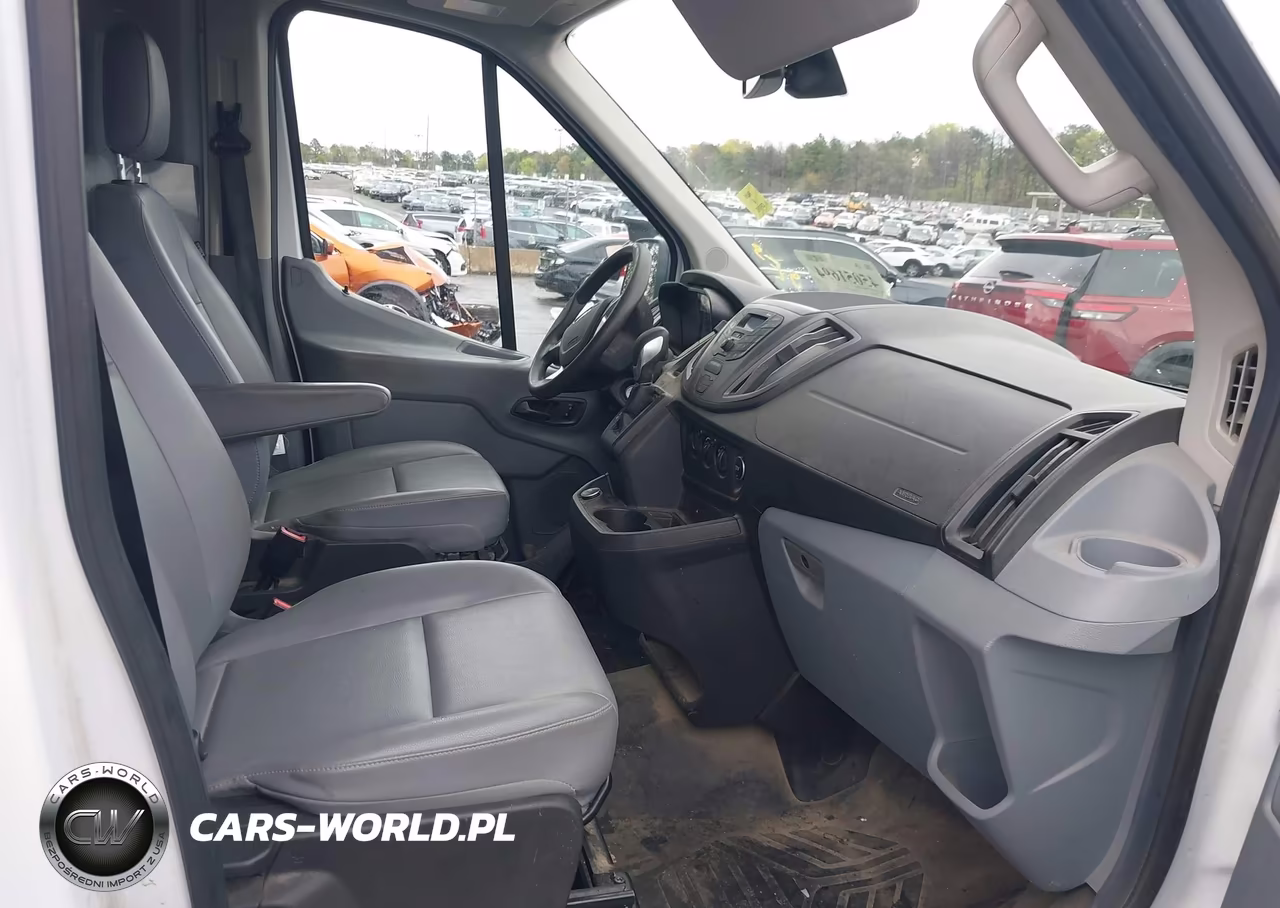 2018 Ford Transit-250 VIN:1FTYR2CM3JKB44747 - 5