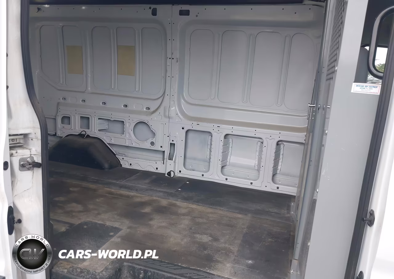 2018 Ford Transit-250 VIN:1FTYR2CM3JKB44747 - 8