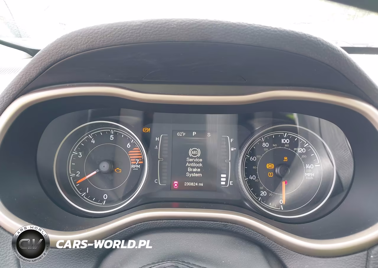 2016 Jeep Cherokee Sport VIN:1C4PJMAB5GW245533 - 7
