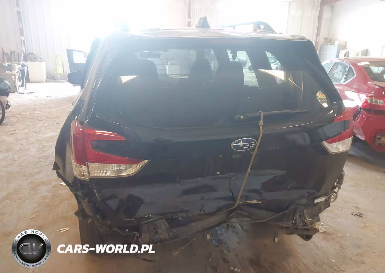 2019 Subaru Forester Sport VIN:JF2SKAPC7KH421034 - 6
