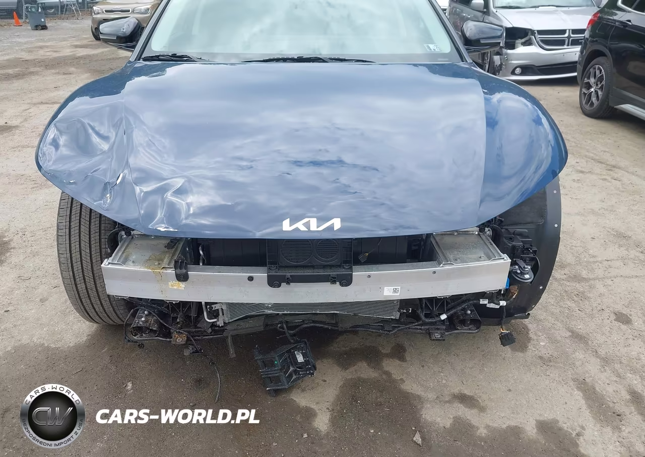 2025 Kia Ev6 Light Long Range VIN:5XYC3DJC4SG011133 - 6
