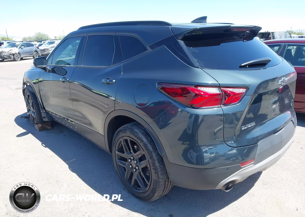 2019 Chevrolet Blazer VIN:3GNKBBRA2KS588268 - 3