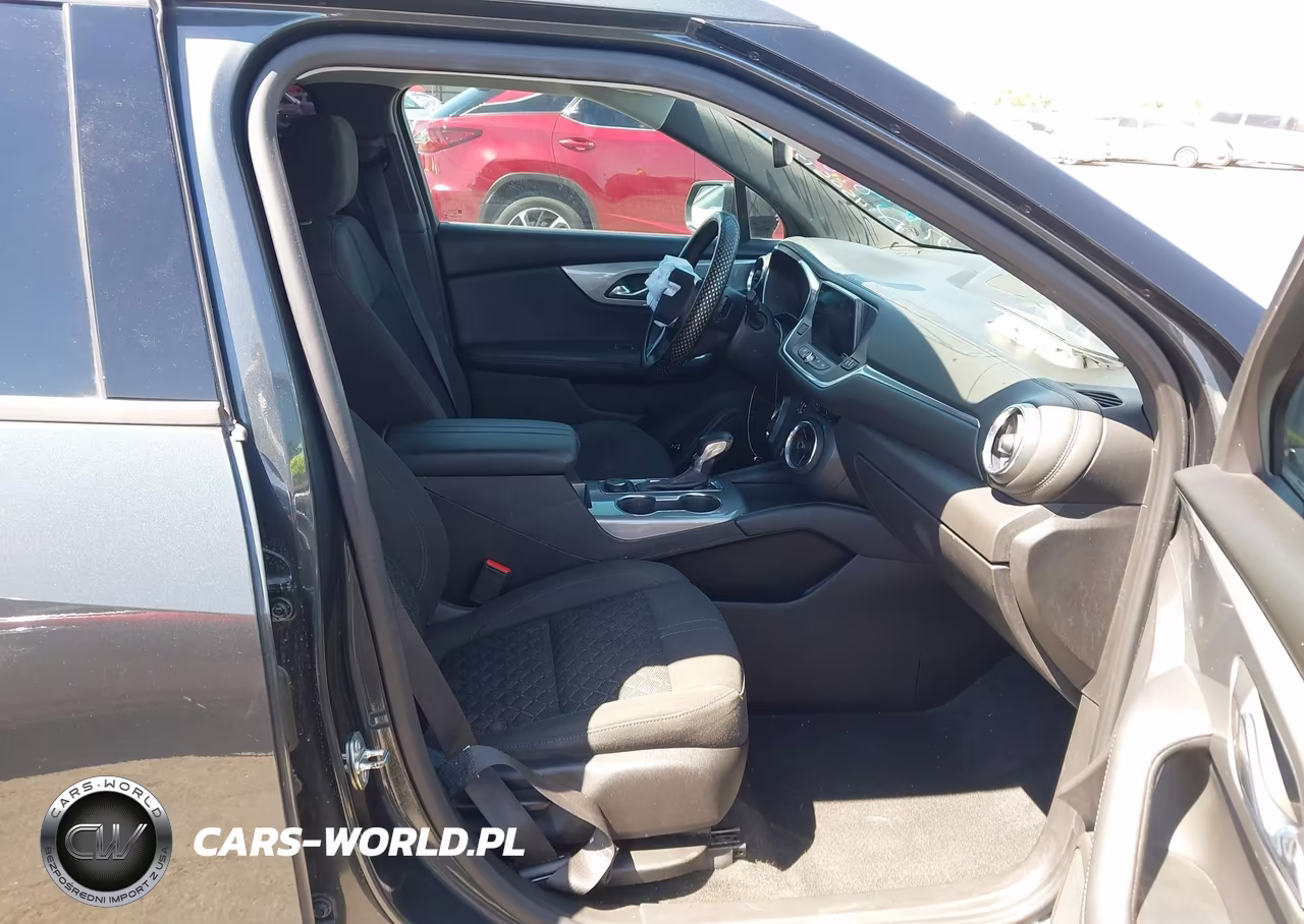 2019 Chevrolet Blazer VIN:3GNKBBRA2KS588268 - 5