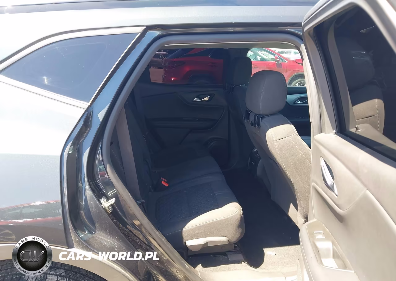 2019 Chevrolet Blazer VIN:3GNKBBRA2KS588268 - 8