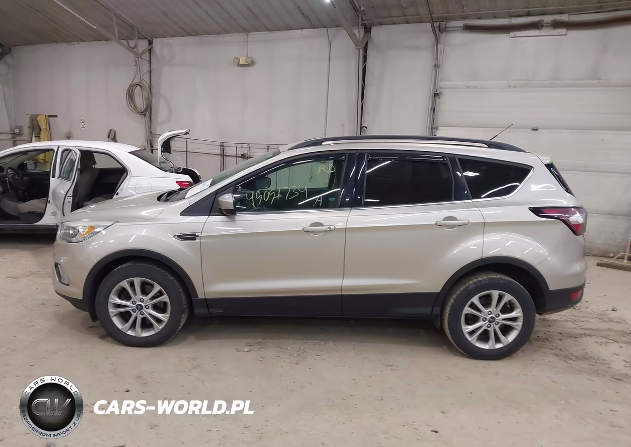 2017 Ford Escape Se VIN:1FMCU9G96HUA25902 - 14