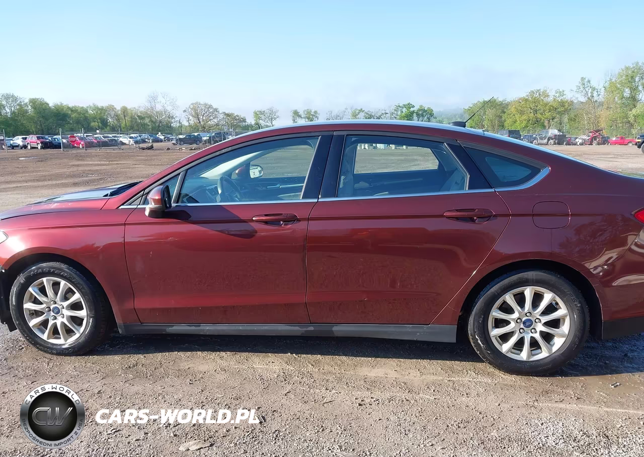 2016 Ford Fusion S VIN:3FA6P0G75GR277817 - 15