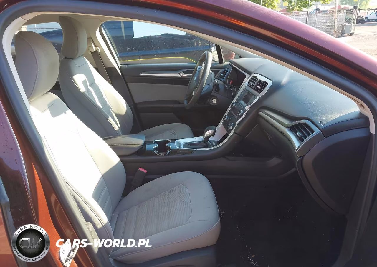 2016 Ford Fusion S VIN:3FA6P0G75GR277817 - 5