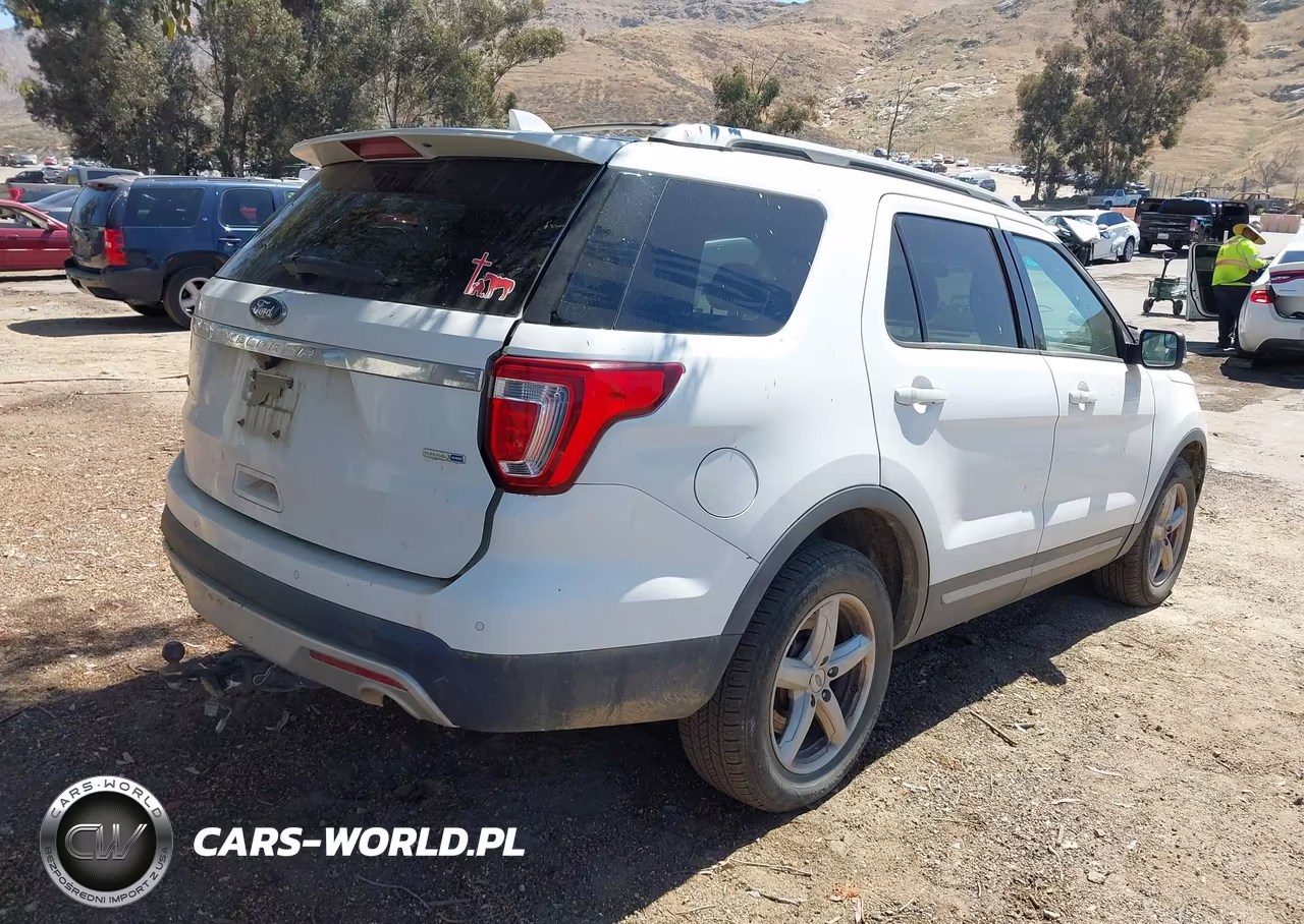 2016 Ford Explorer Xlt VIN:1FM5K8D80GGA97731 - 4