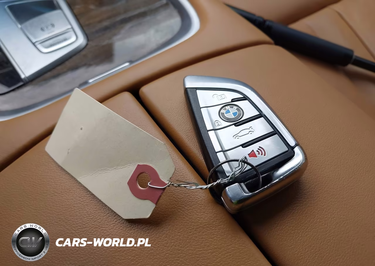 2019 BMW 750I xDrive VIN:WBA7F2C50KB240475 - 11