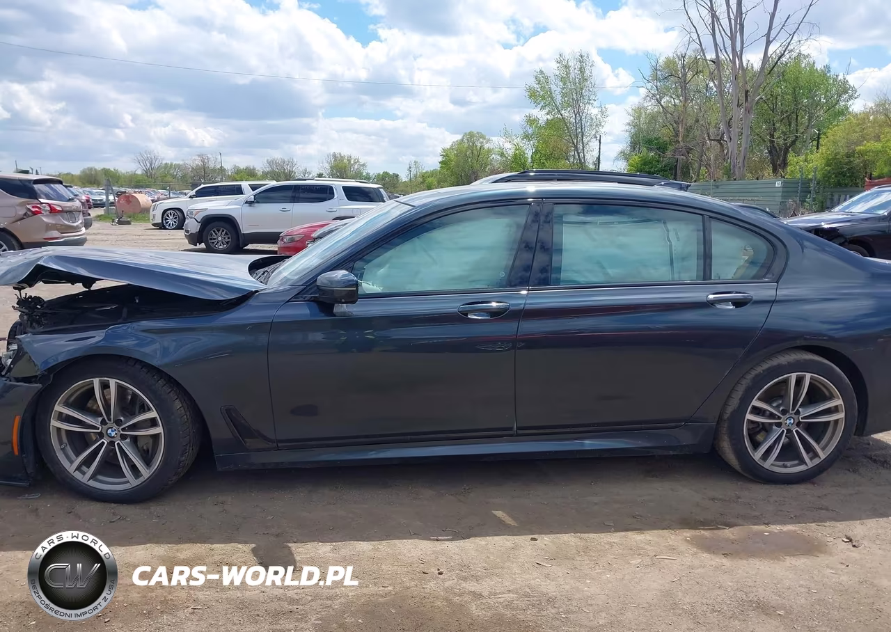2019 BMW 750I xDrive VIN:WBA7F2C50KB240475 - 14
