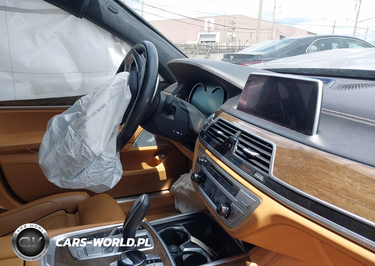 2019 BMW 750I xDrive VIN:WBA7F2C50KB240475 - 5