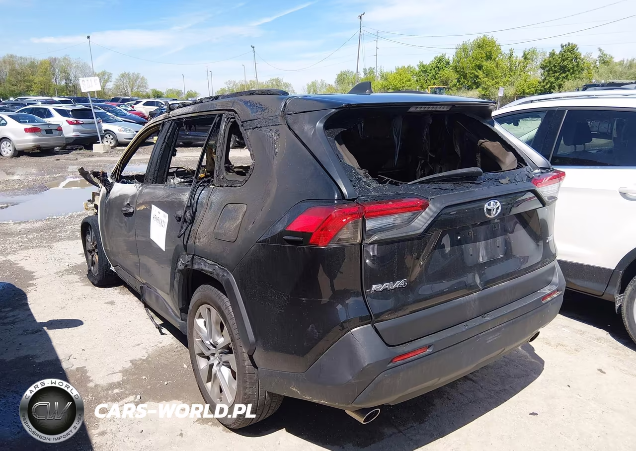 2020 Toyota Rav4 Xle Premium VIN:JTMC1RFV9LJ018688 - 3
