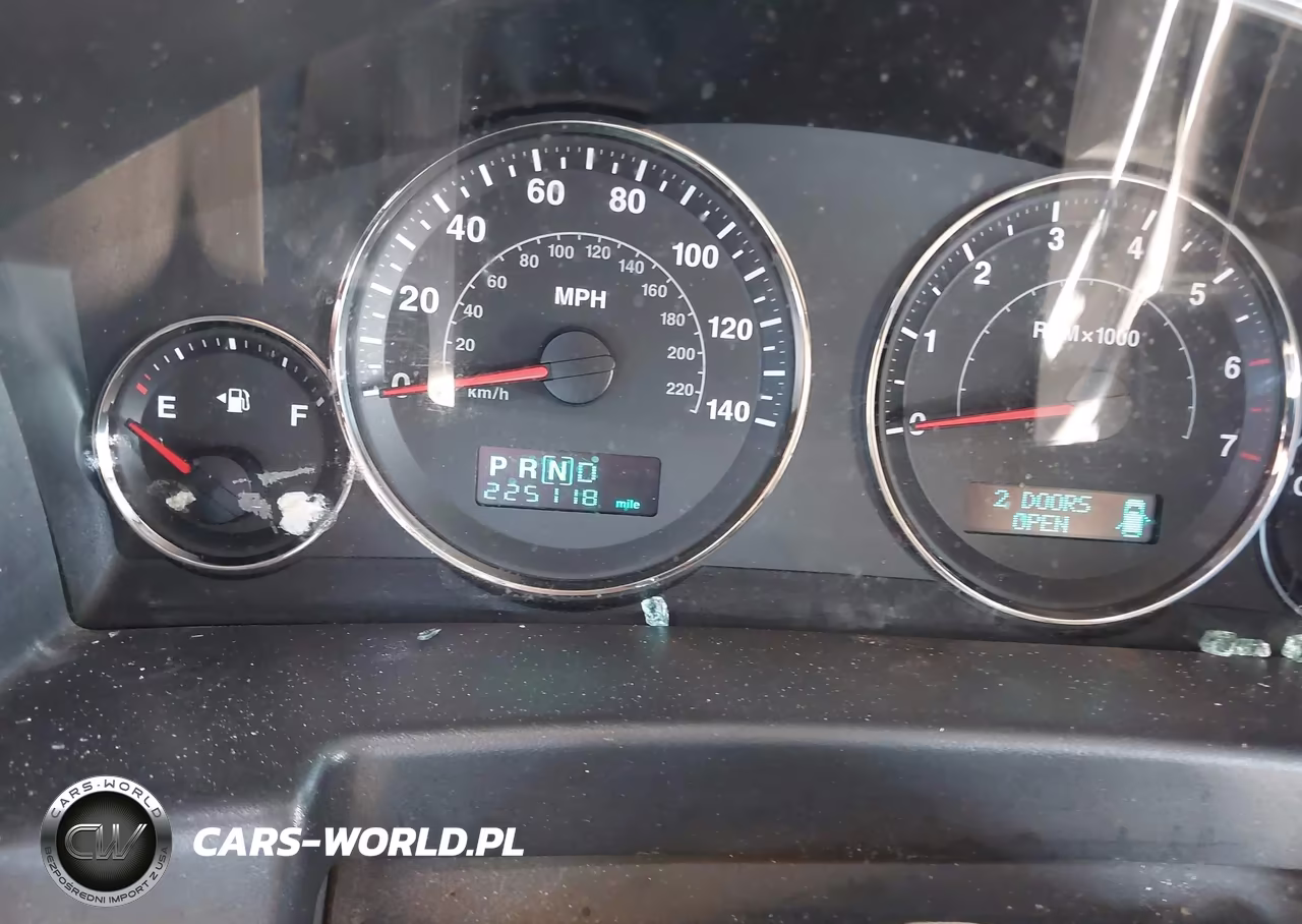 2006 Jeep Commander VIN:1J8HG48K96C263583 - 7