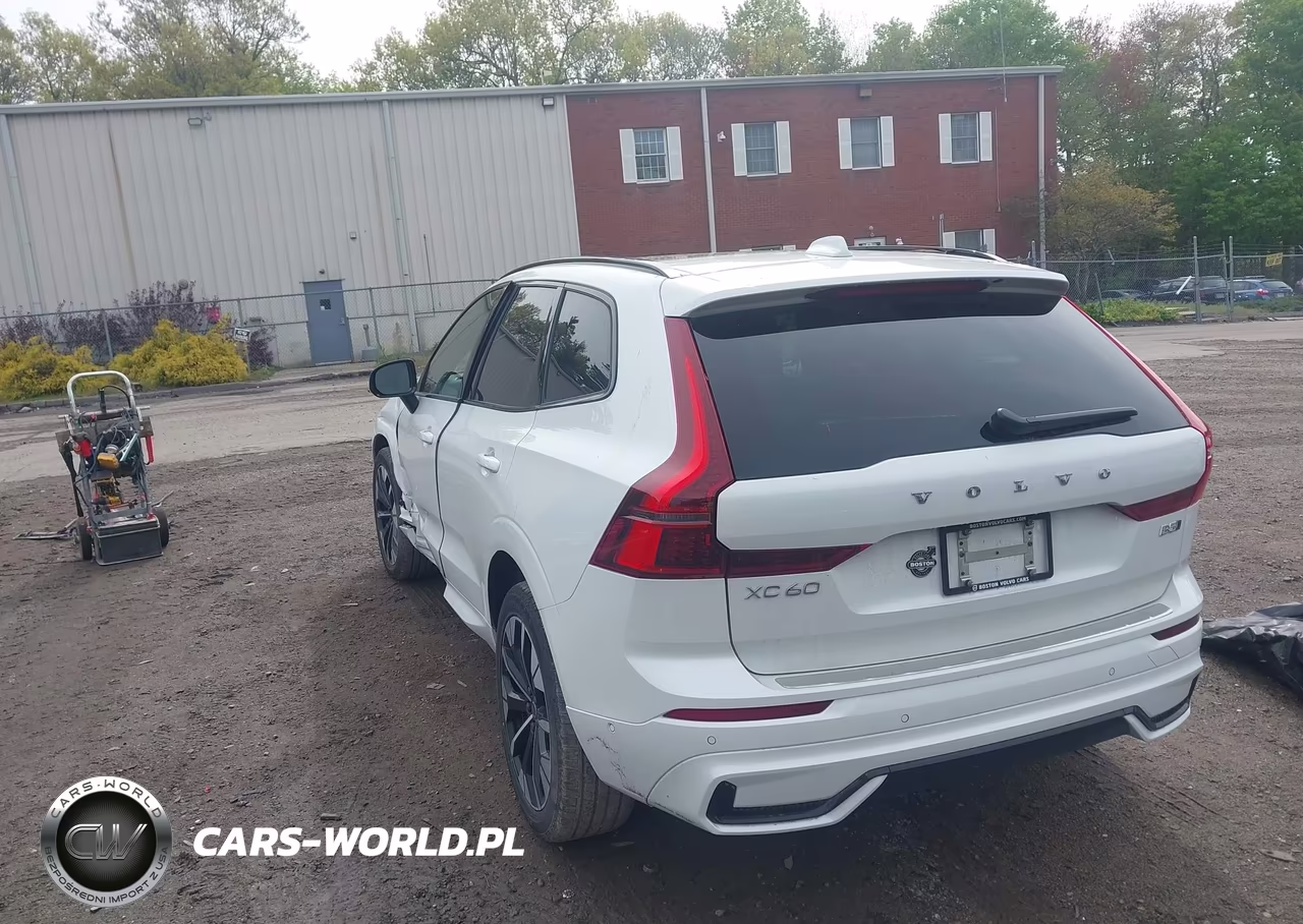 2026 Volvo Xc60 B5 Plus VIN:YV4M12RC1T1402306 - 3
