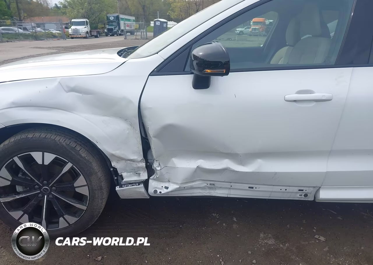 2026 Volvo Xc60 B5 Plus VIN:YV4M12RC1T1402306 - 6