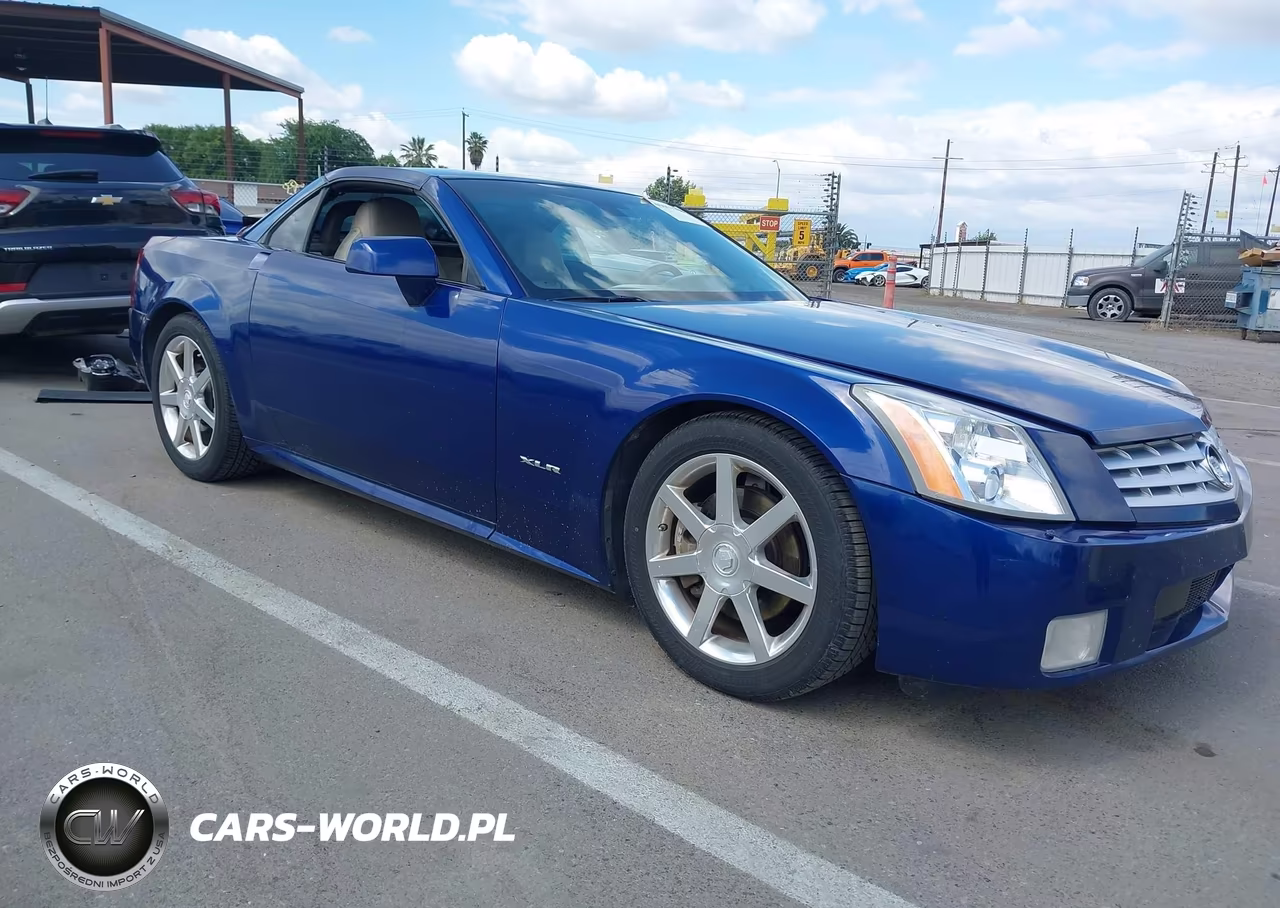 2005 Cadillac Xlr Standard