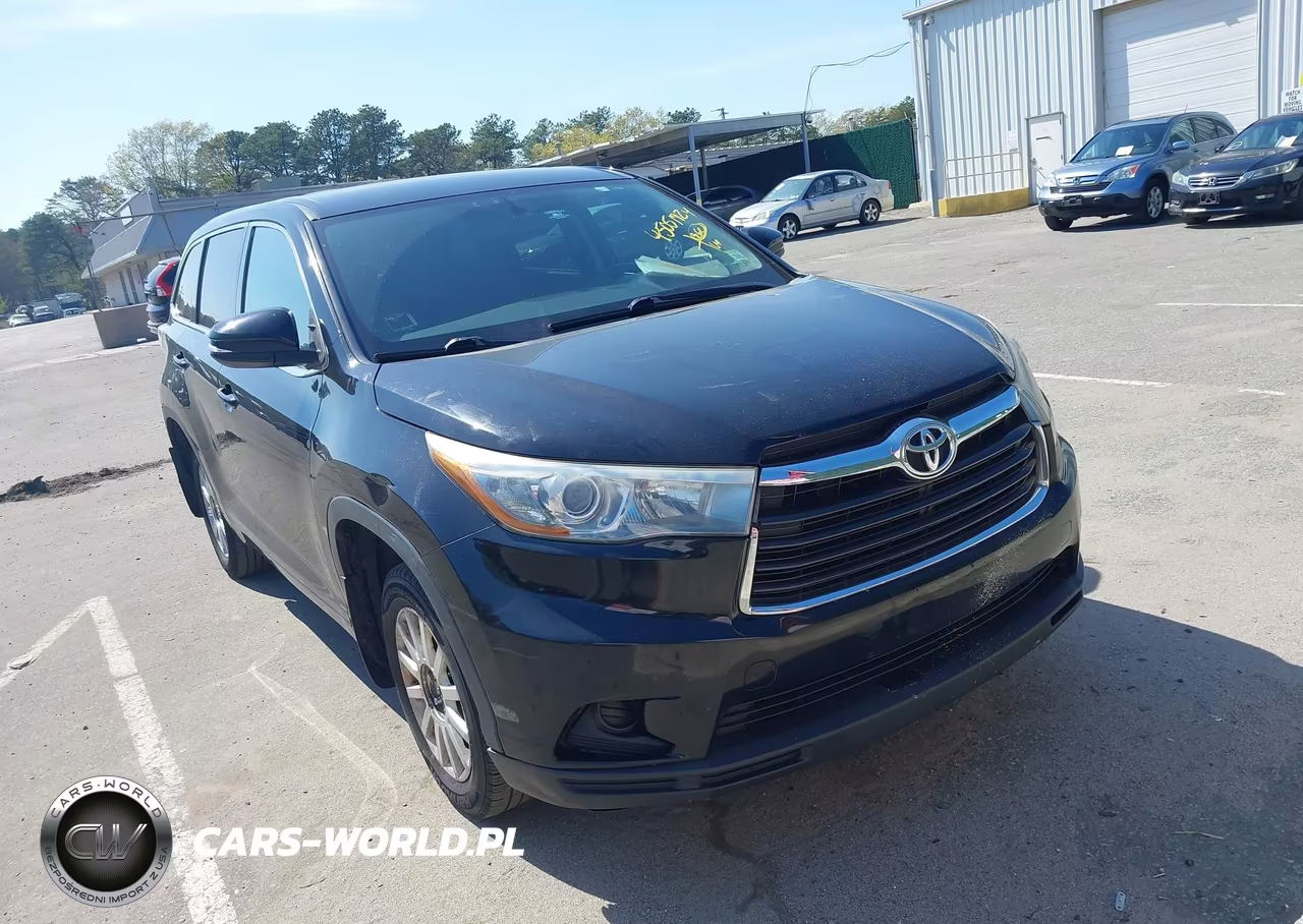 2016 Toyota Highlander Le V6