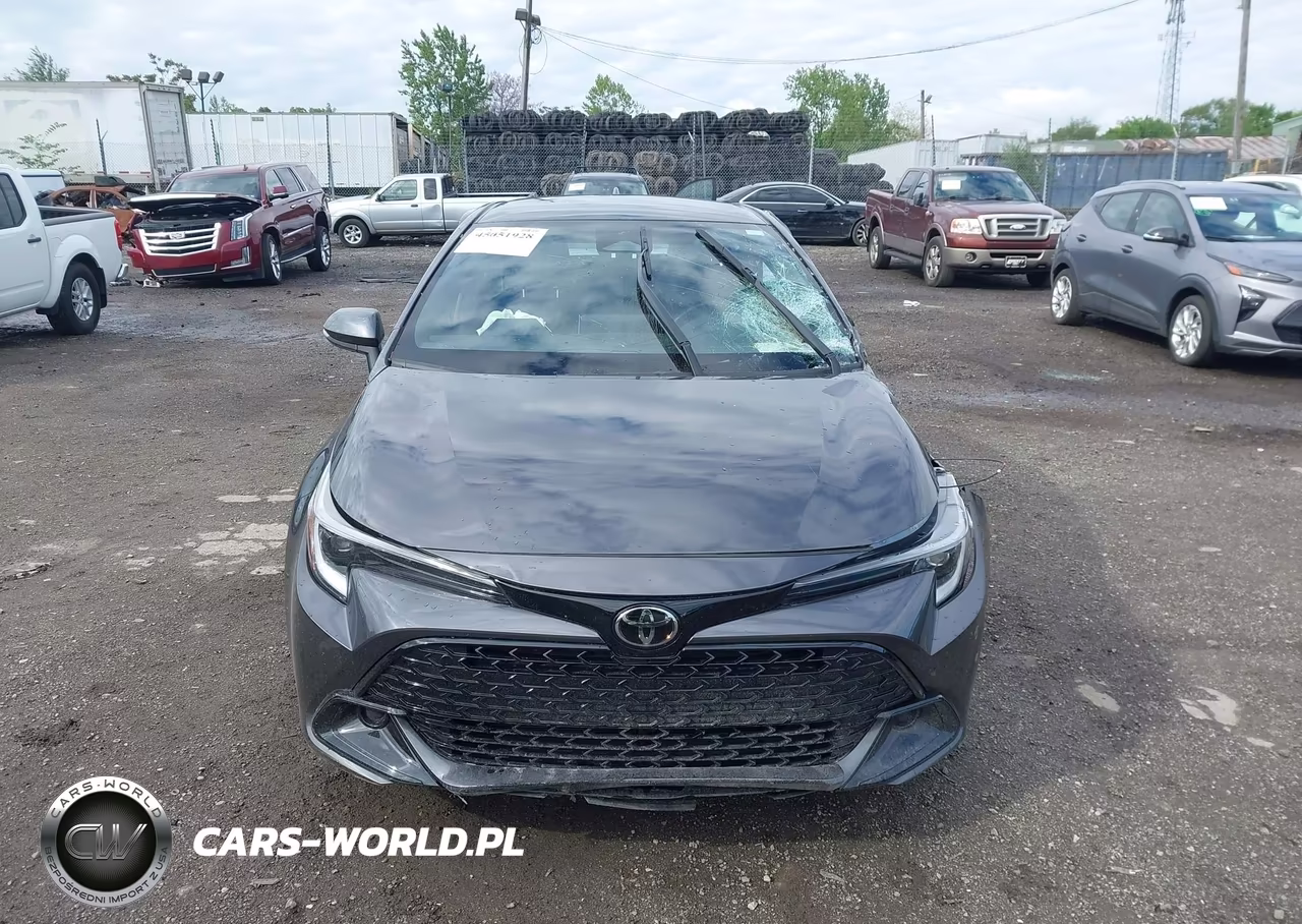 2025 Toyota Corolla Se VIN:JTND4MBE8S3234132 - 12