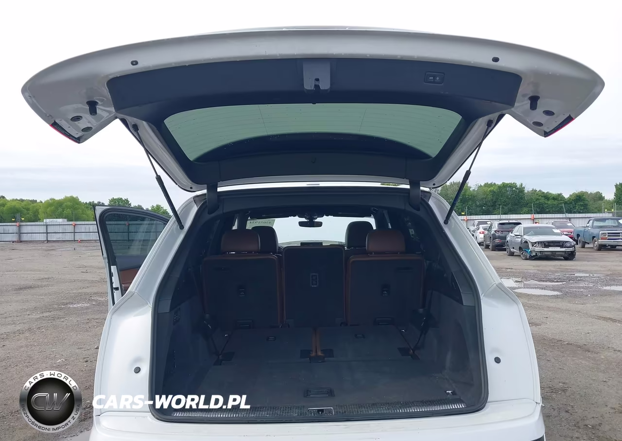 2017 Audi Q7 3.0T Premium VIN:WA1LAAF76HD015346 - 17
