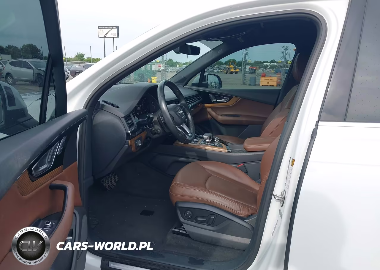 2017 Audi Q7 3.0T Premium VIN:WA1LAAF76HD015346 - 18