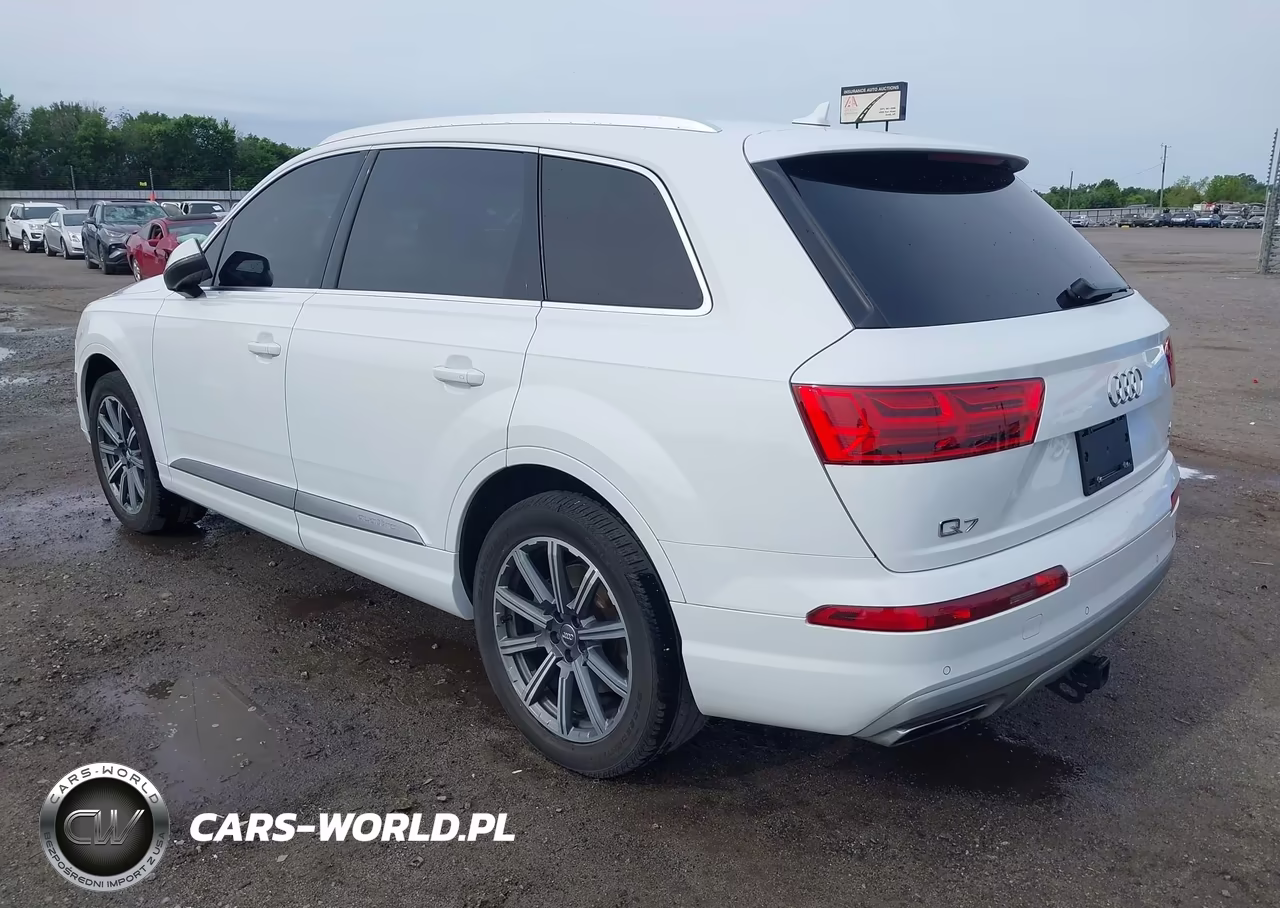 2017 Audi Q7 3.0T Premium VIN:WA1LAAF76HD015346 - 3