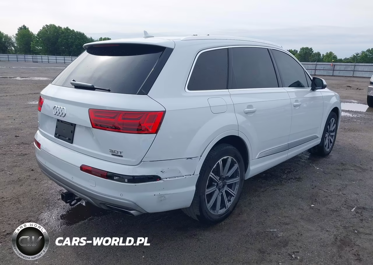 2017 Audi Q7 3.0T Premium VIN:WA1LAAF76HD015346 - 4