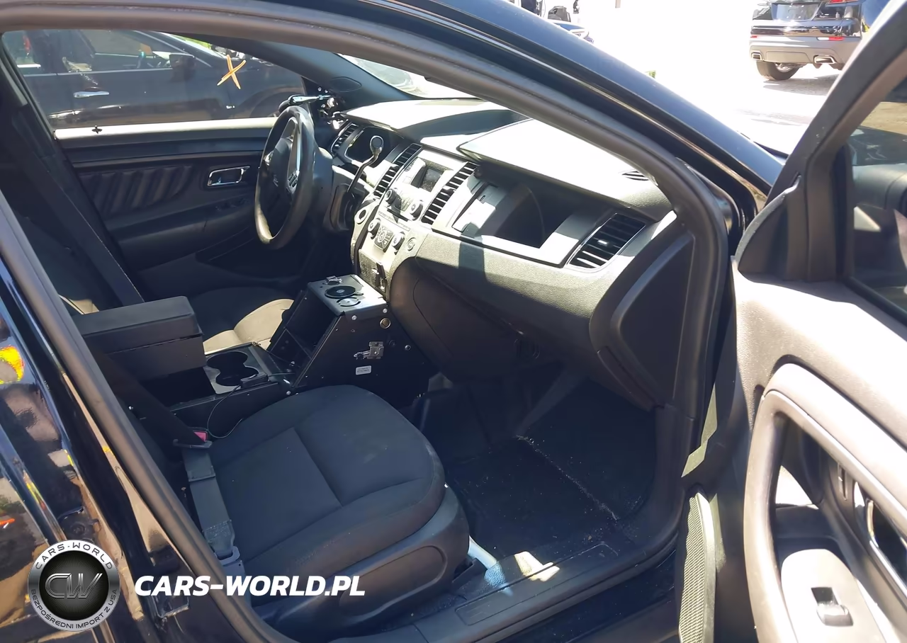 2016 Ford Police Interceptor VIN:1FAHP2MK1GG123304 - 5
