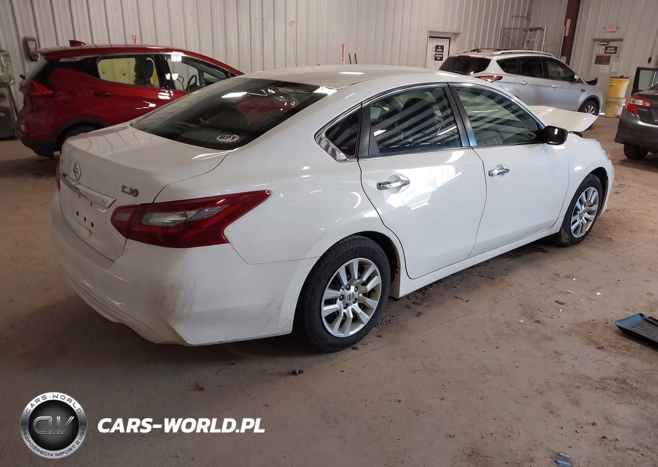 2018 Nissan Altima 2.5 S VIN:1N4AL3AP2JC222196 - 4