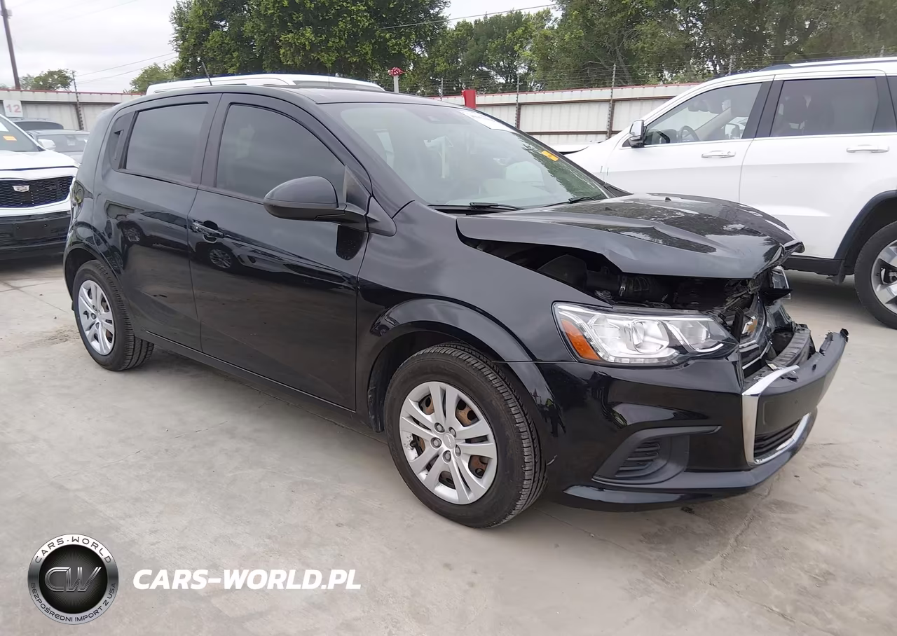 2020 Chevrolet Sonic Fwd 1Fl 5-Door – zdjęcie 1 z 18