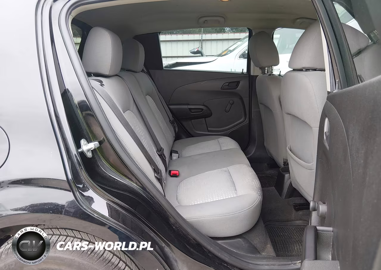 2020 Chevrolet Sonic Fwd 1Fl 5-Door VIN:1G1JG6SBXL4132044 - 8