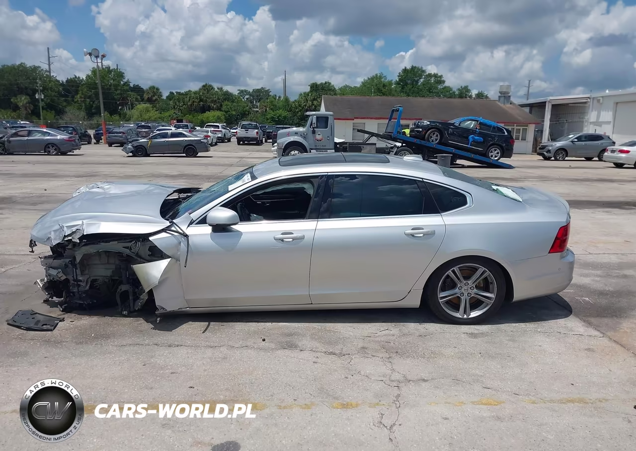 2018 Volvo S90 T5 Momentum VIN:LVY982AK9JP007395 - 15