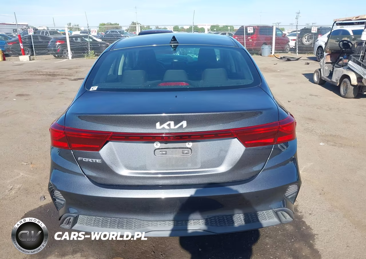 2023 Kia Forte Lxs VIN:3KPF24AD8PE520056 - 15