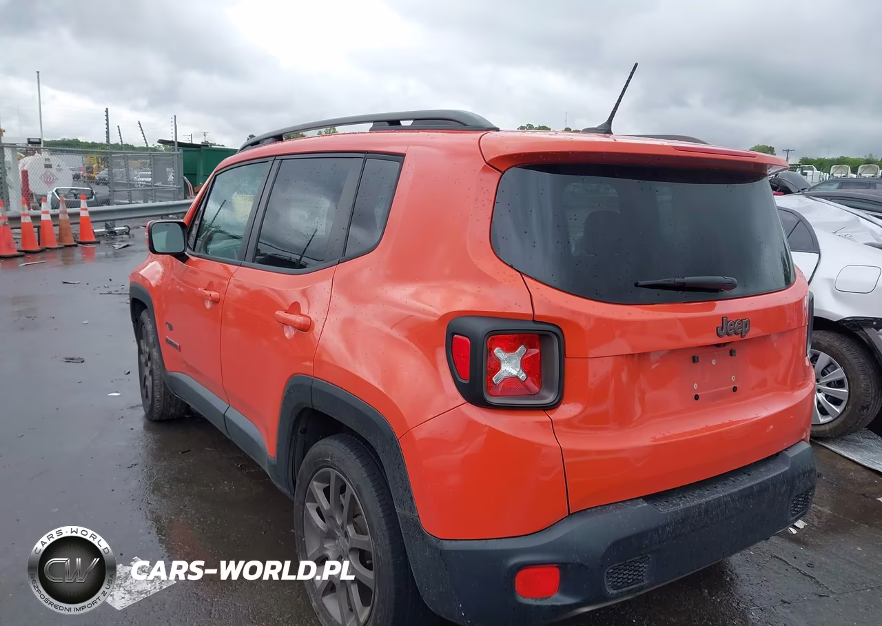 2016 Jeep Renegade 75Th Anniversary VIN:ZACCJABT1GPD06362 - 3