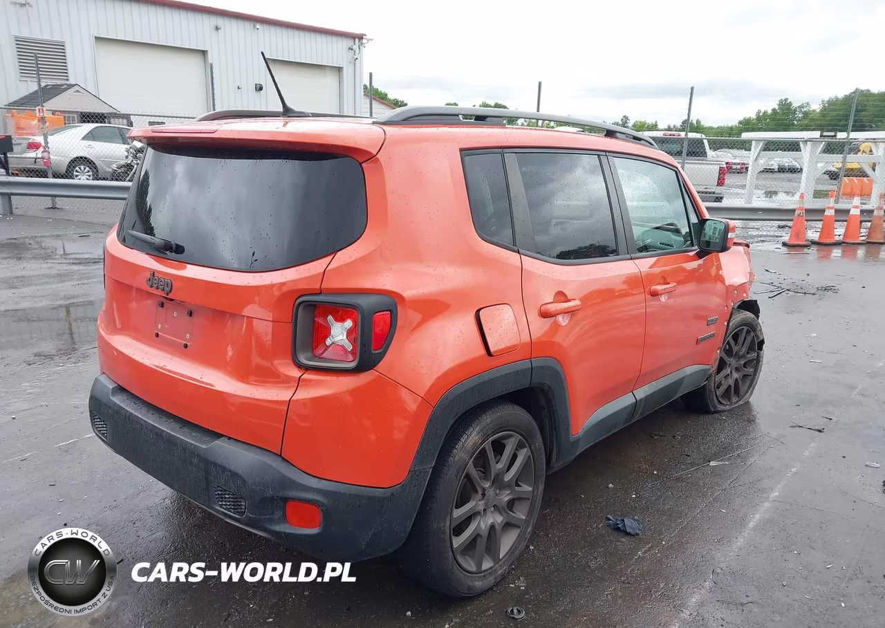 2016 Jeep Renegade 75Th Anniversary VIN:ZACCJABT1GPD06362 - 4