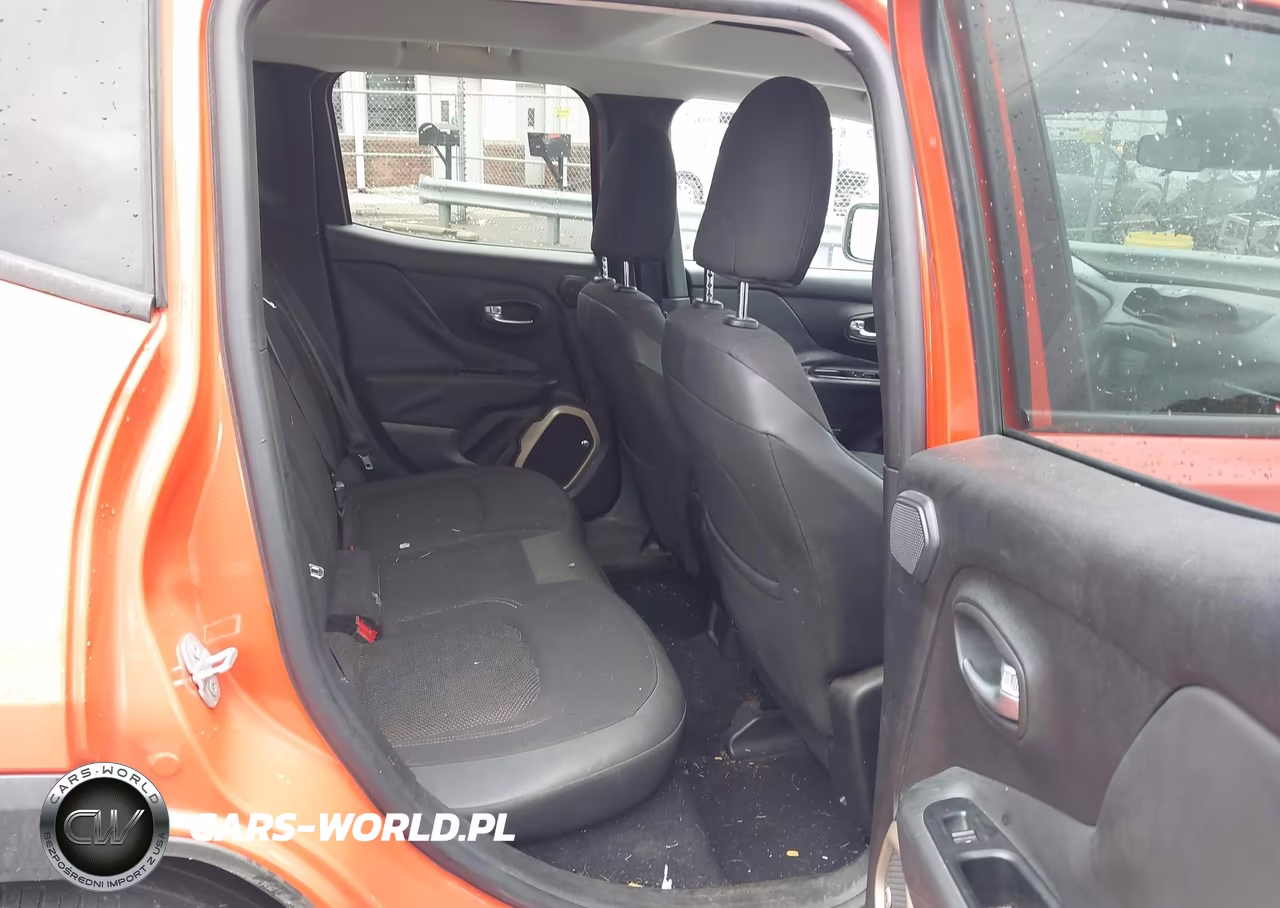 2016 Jeep Renegade 75Th Anniversary VIN:ZACCJABT1GPD06362 - 8