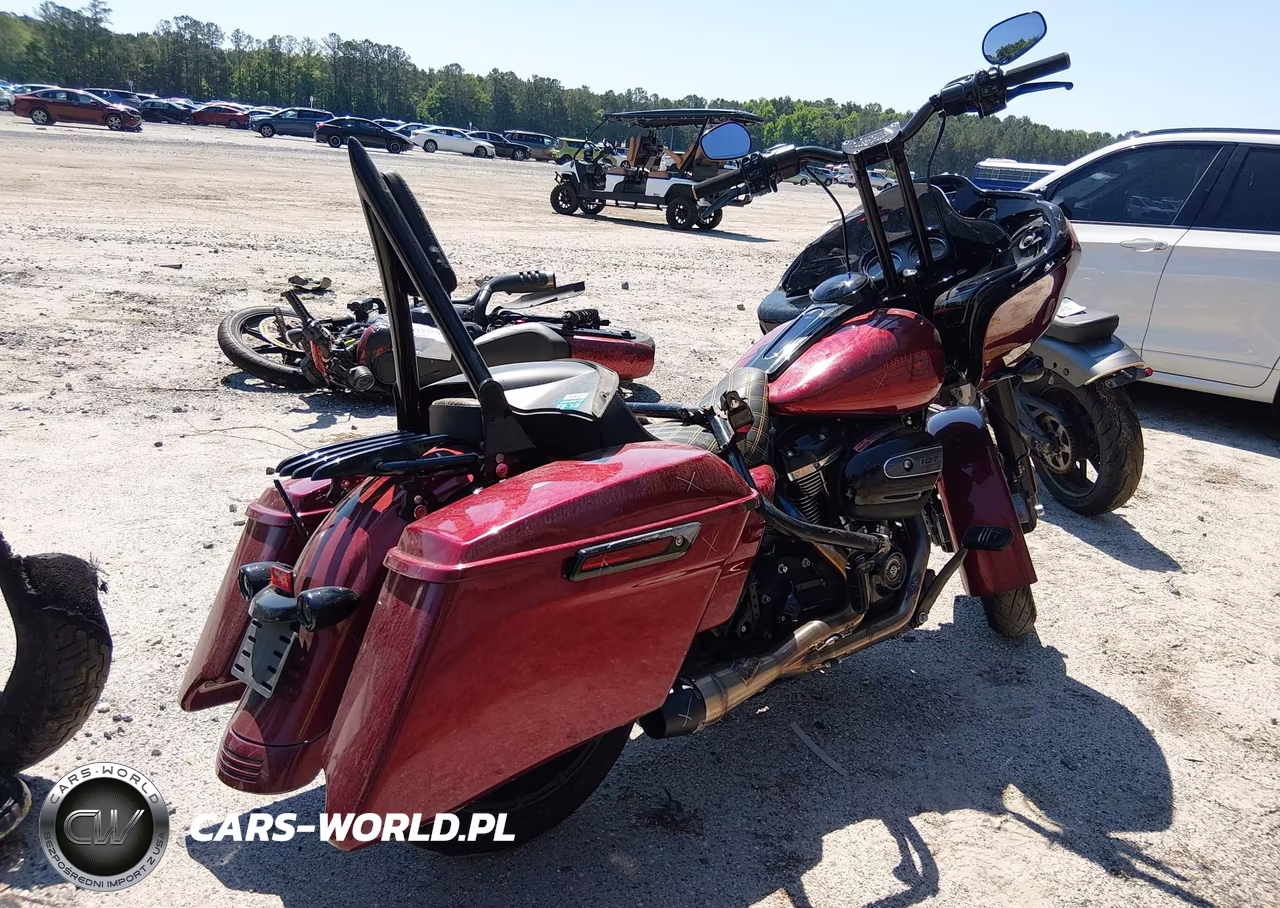 2018 Harley-Davidson Fltrxs Road Glide Special VIN:1HD1KTC17JB619980 - 4