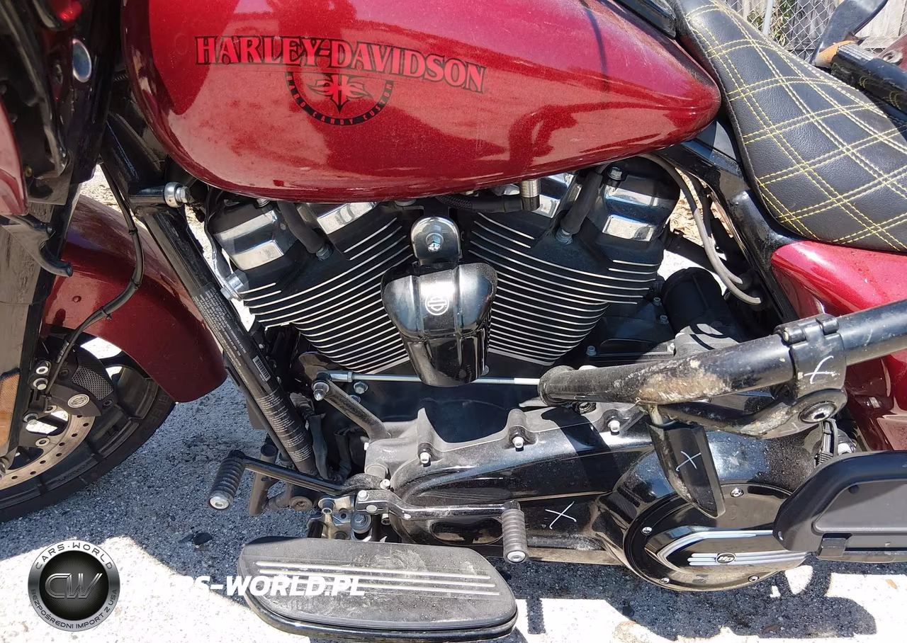 2018 Harley-Davidson Fltrxs Road Glide Special VIN:1HD1KTC17JB619980 - 9