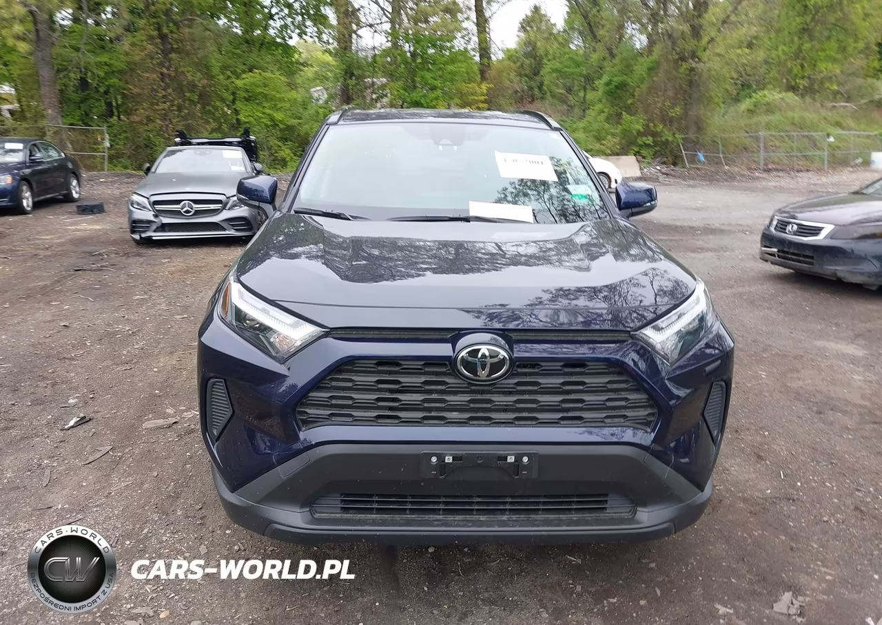 2025 Toyota Rav4 Hybrid Xle VIN:JTMRWRFV0SJ077641 - 12