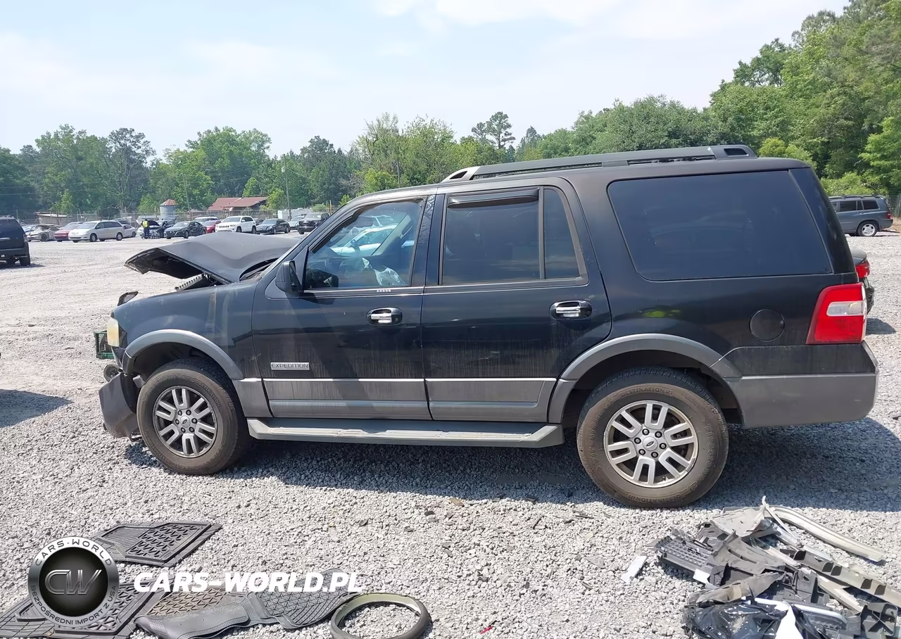 2007 Ford Expedition Xlt VIN:1FMFU15597LA81948 - 15