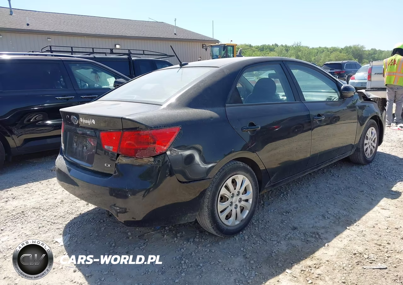 2013 Kia Forte Ex VIN:KNAFU4A20D5717980 - 4