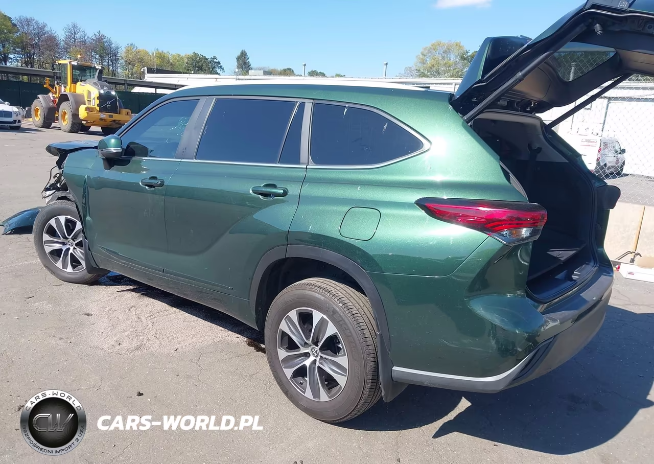 2023 Toyota Highlander Xle VIN:5TDKDRAH5PS501687 - 3