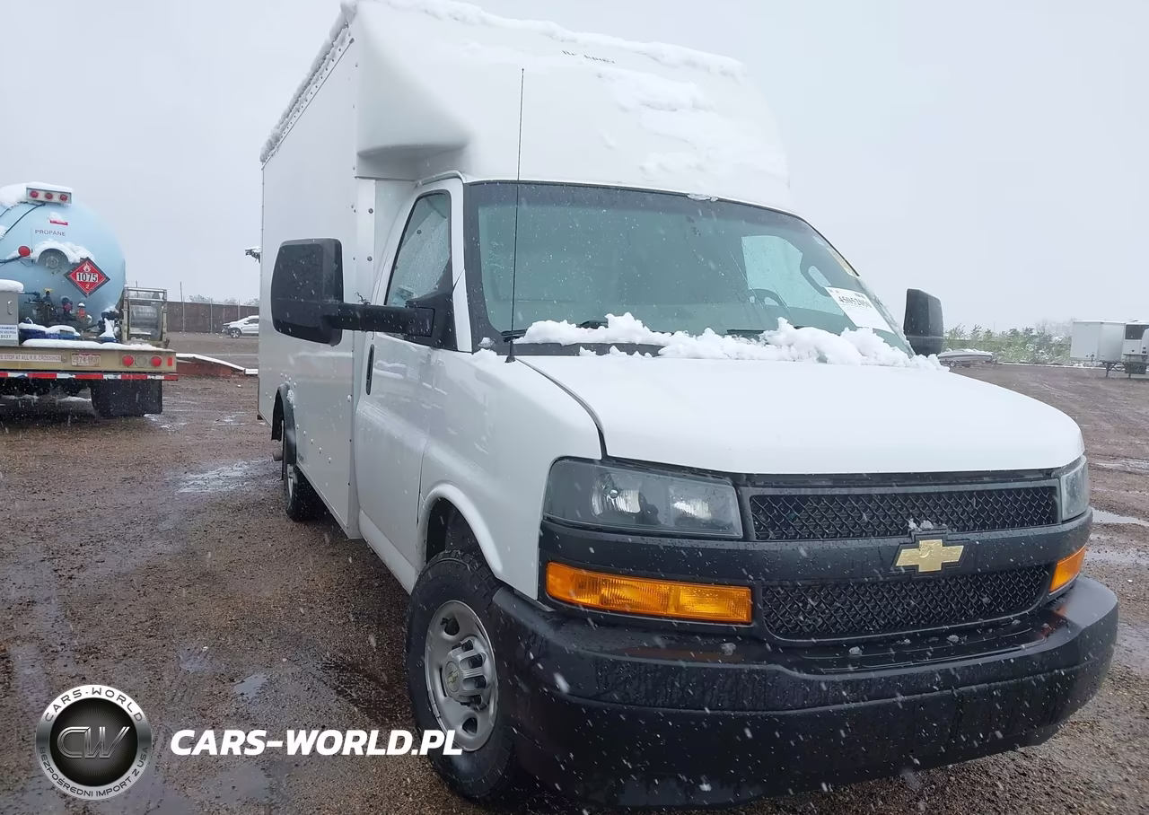 2023 Chevrolet Express Cutaway Work Van