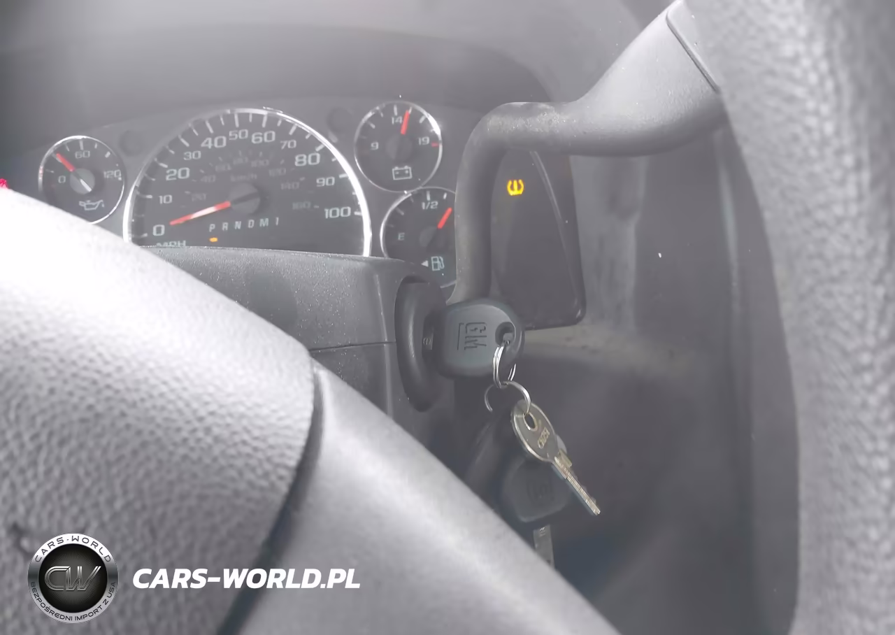2023 Chevrolet Express Cutaway Work Van VIN:1GB0GSF77P1103906 - 11
