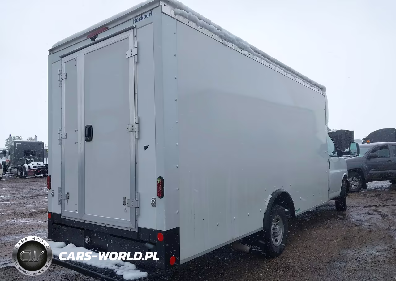 2023 Chevrolet Express Cutaway Work Van VIN:1GB0GSF77P1103906 - 4