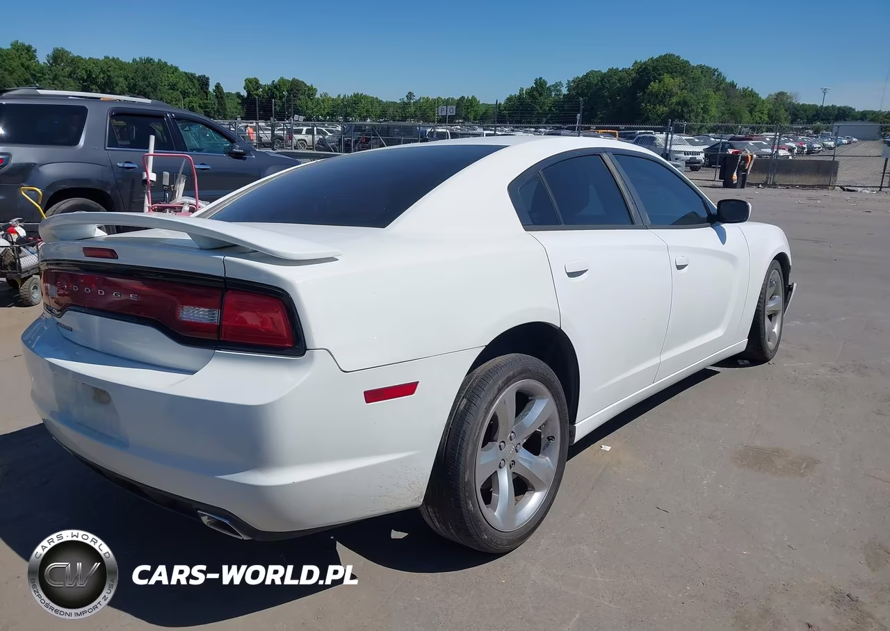 2012 Dodge Charger Sxt VIN:2C3CDXHG7CH125934 - 4