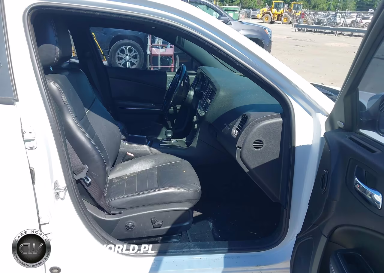 2012 Dodge Charger Sxt VIN:2C3CDXHG7CH125934 - 5
