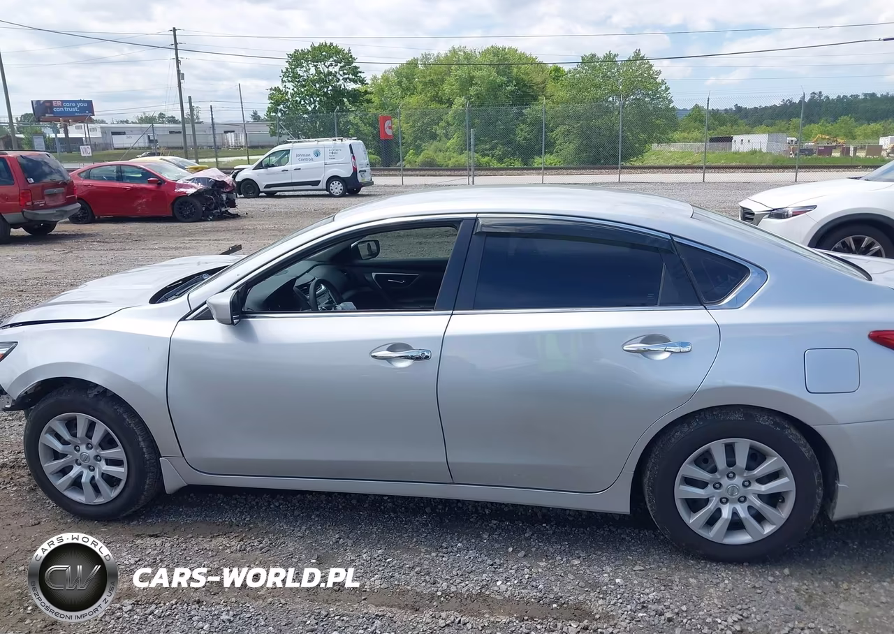 2018 Nissan Altima 2.5 VIN:1N4AL3AP2JC156099 - 14