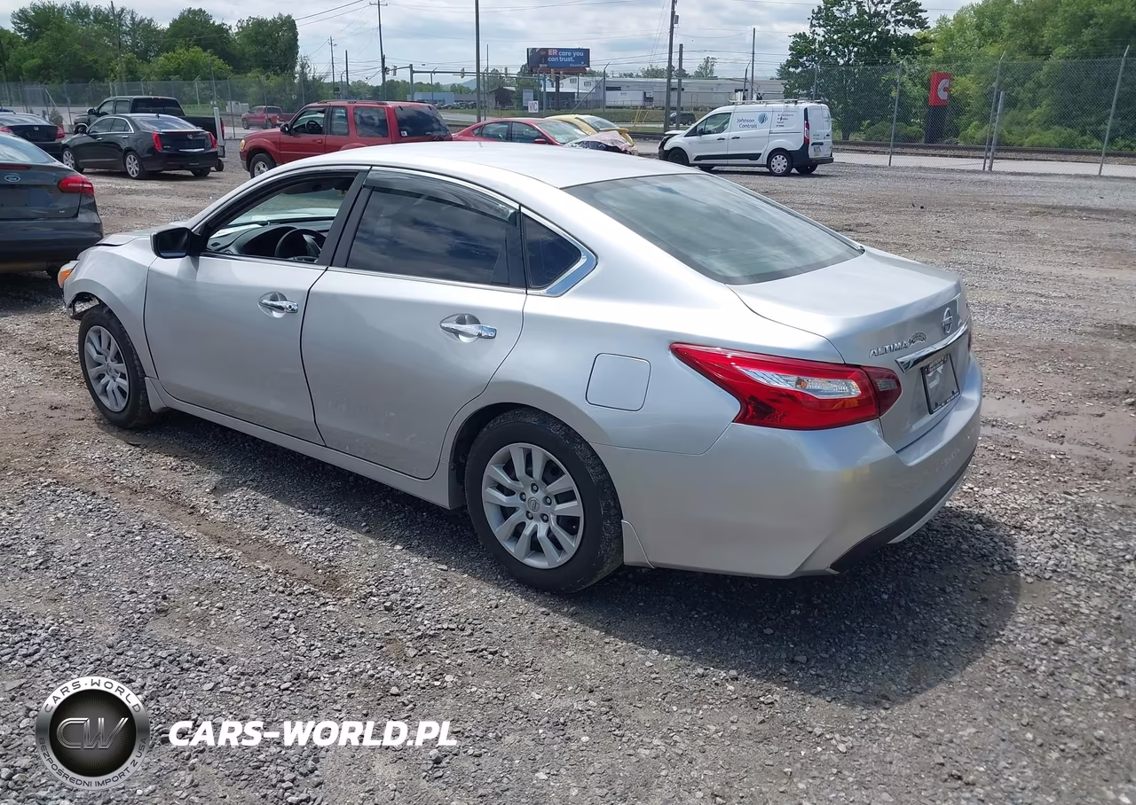 2018 Nissan Altima 2.5 VIN:1N4AL3AP2JC156099 - 3