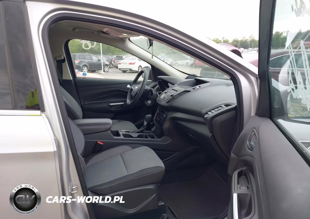 2017 Ford Escape Se VIN:1FMCU0GD8HUB00549 - 5