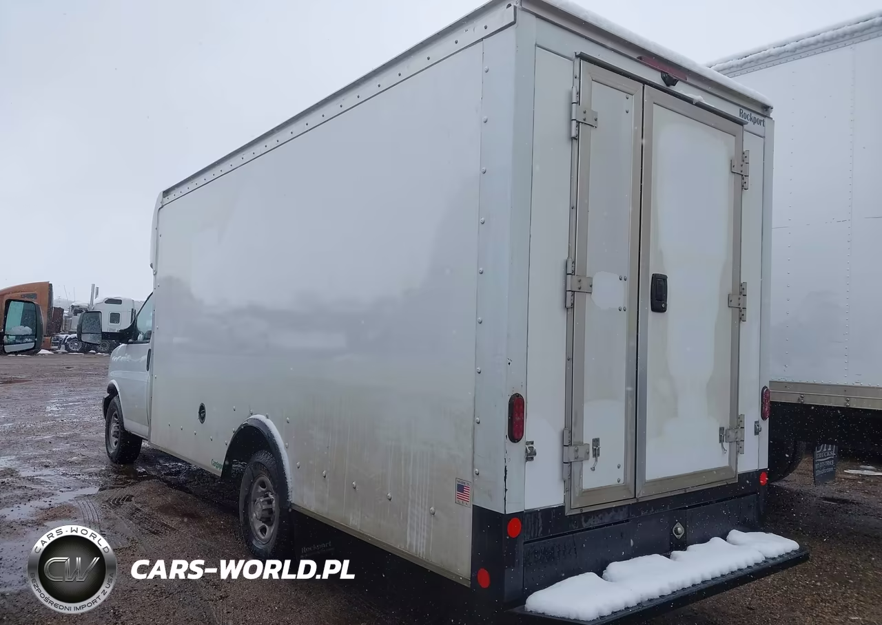 2023 Chevrolet Express Cutaway Work Van VIN:1GB0GSF75P1104102 - 14